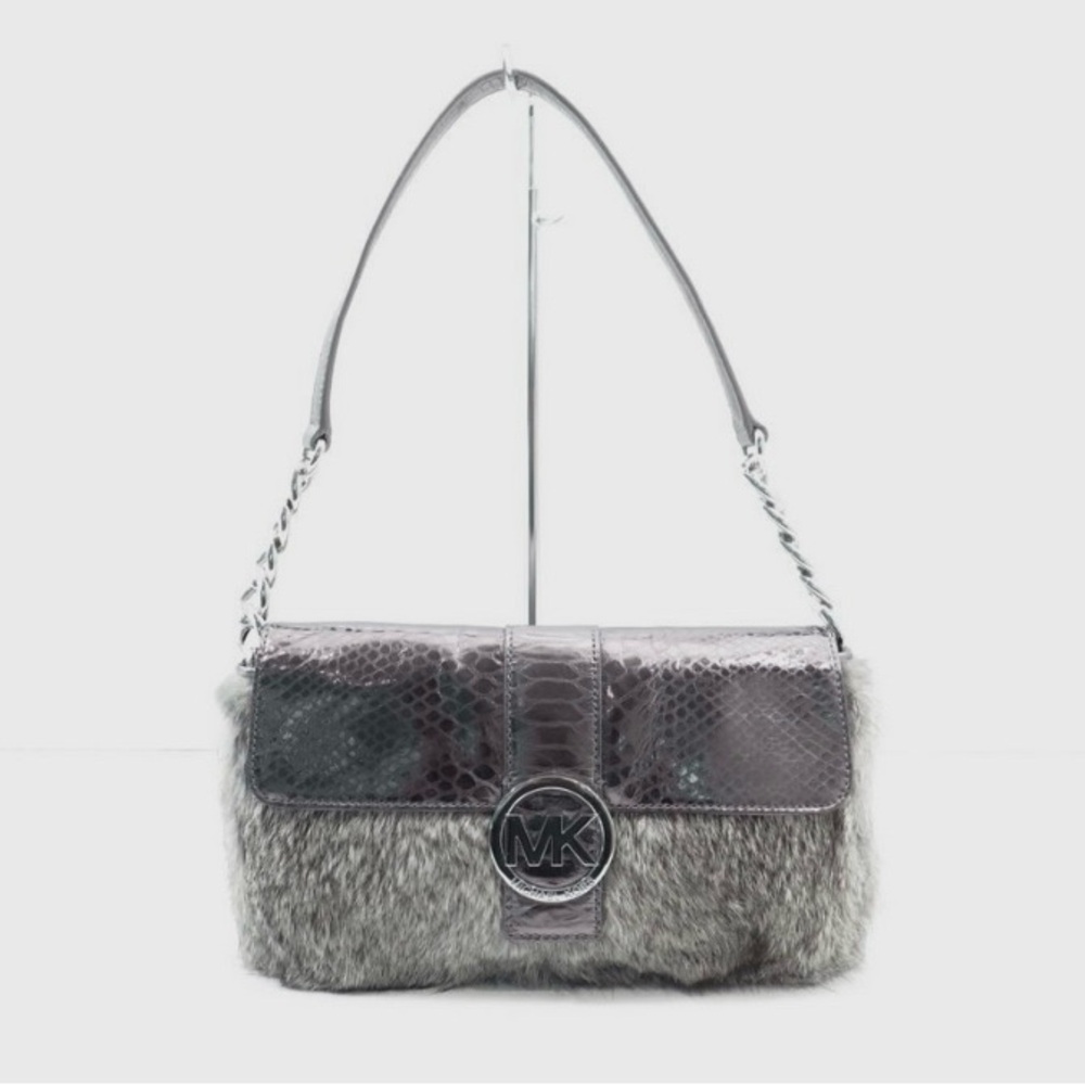 MICHAEL KORS furry, grey shoulder bag